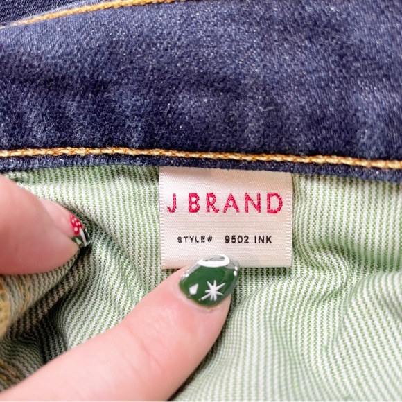 J Brand Size 28 Boot Cut Jeans in Ink - Picture 7 of 8